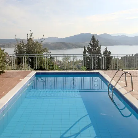 Esperides Villas * Lefkada City
