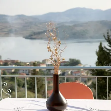 Villa Esperides Villas